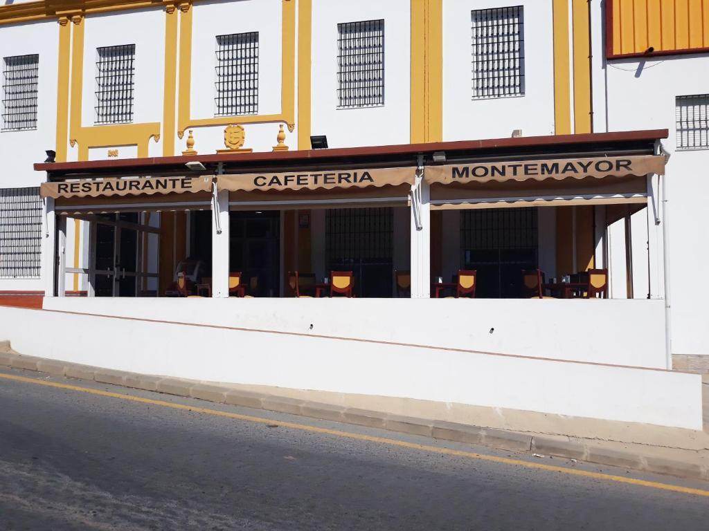 Restaurante Cafetería Montemayor on the ground floor of Hostal Montemayor, Moguer